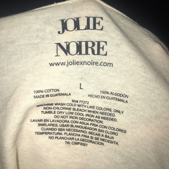 Jolie Noire Tee Shirt - Picture 3 of 5